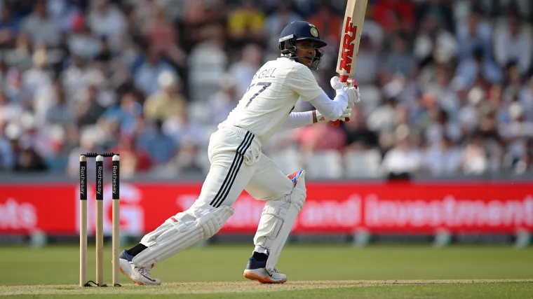 पहले दिन तिहरा शतक: इतिहास का सबसे अनोखा रिकॉर्ड ?