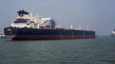 रसोई गैस पर बड़ी राहत! 92,700 टन LPG लेकर भारत पहुंच रहे जहाज, खत्म होगा गैस संकट का डर