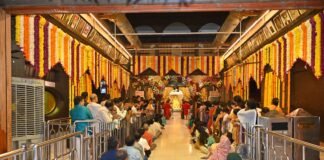 चंद्र ग्रहण के कारण साईं बाबा समाधि मंदिर और परिसर के अन्य सभी मंदिरों में दर्शन व्यवस्था बंद रहेगी